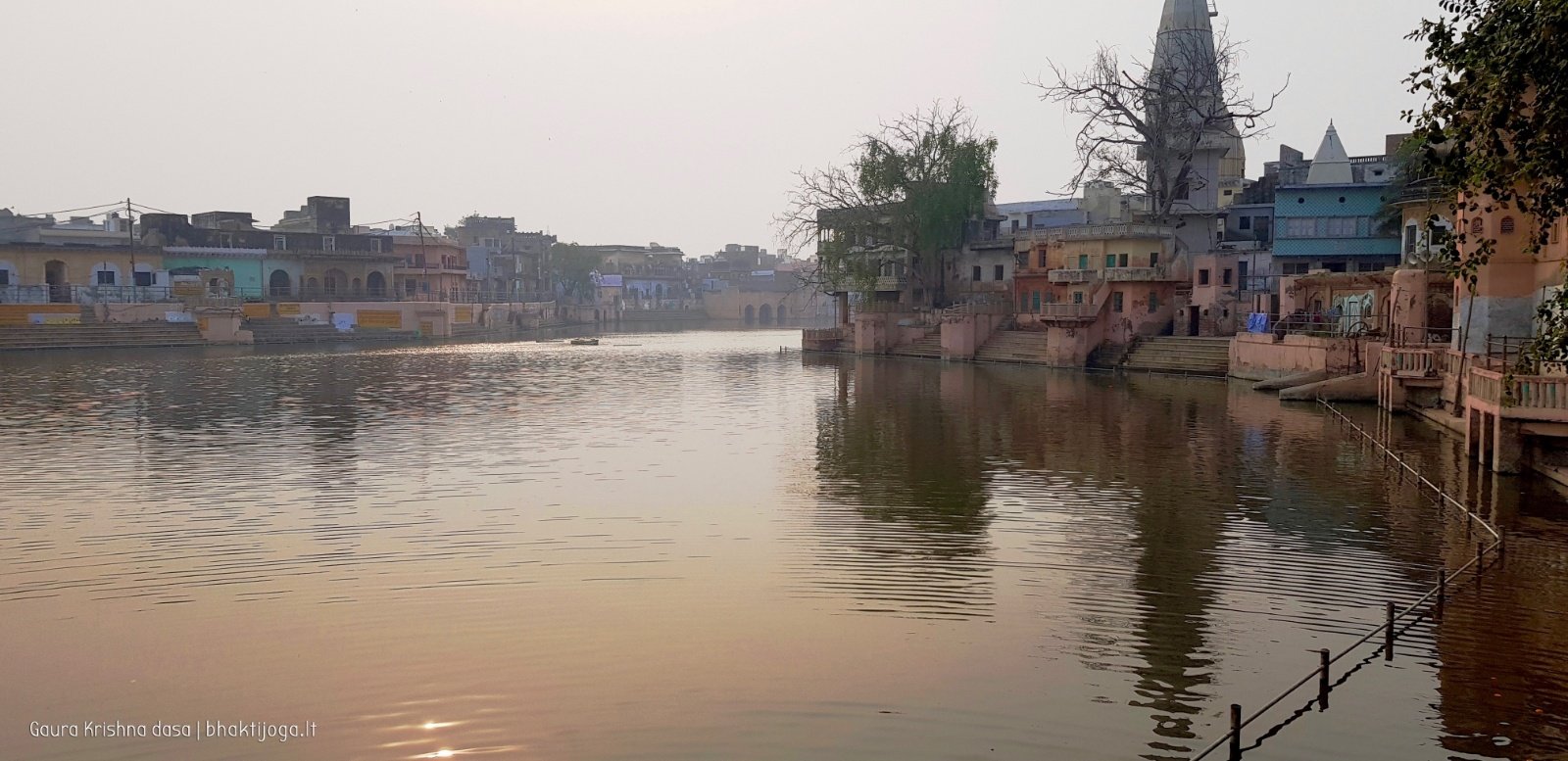  Manasi Ganga. 2018.11.05